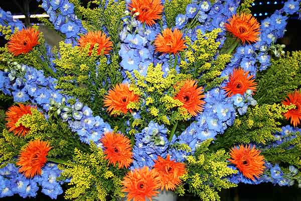 お弁当屋さんの開店祝い。